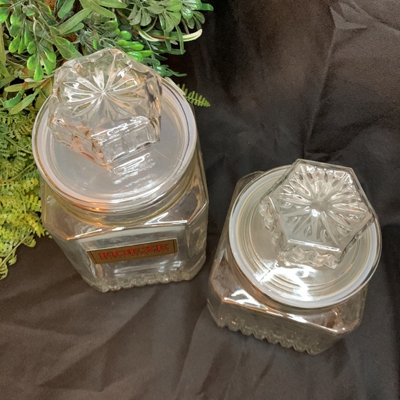 Set of 2 Koeze large and small clear glass canisters - Picture 7 of 9